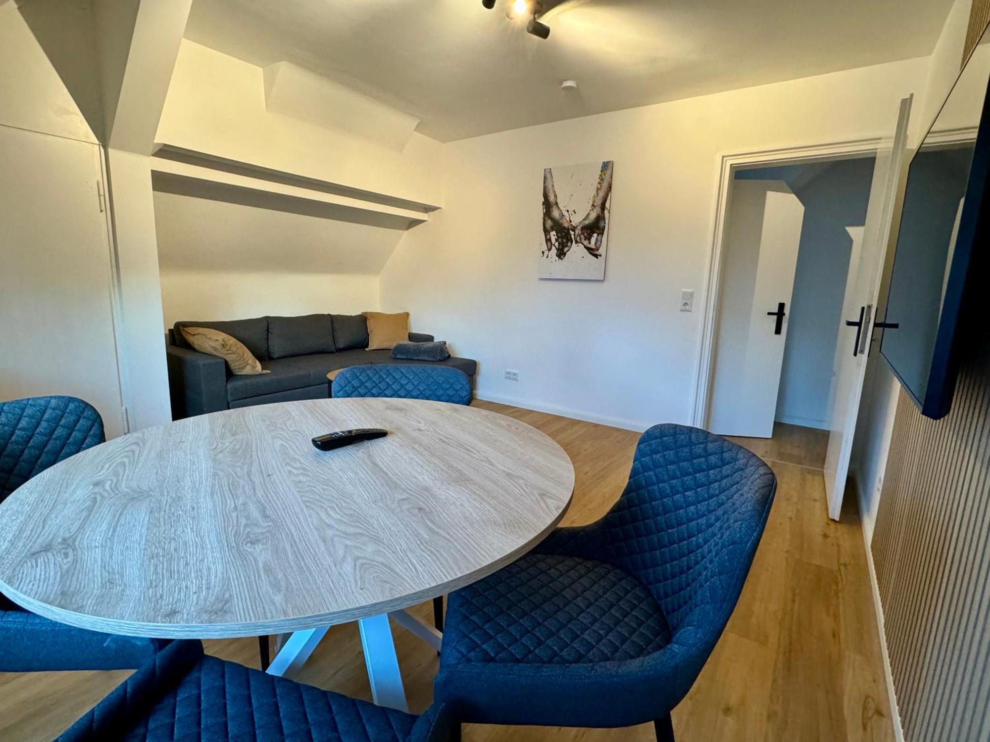 Modernes City Apartment Nahe Hbf Emden Exterior foto