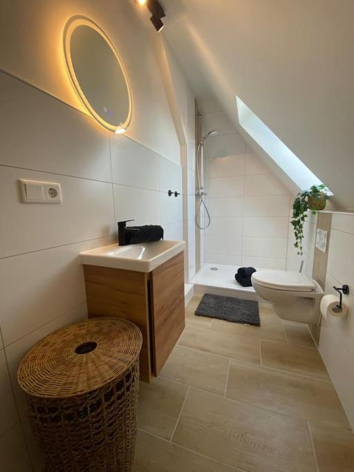 Modernes City Apartment Nahe Hbf Emden Exterior foto